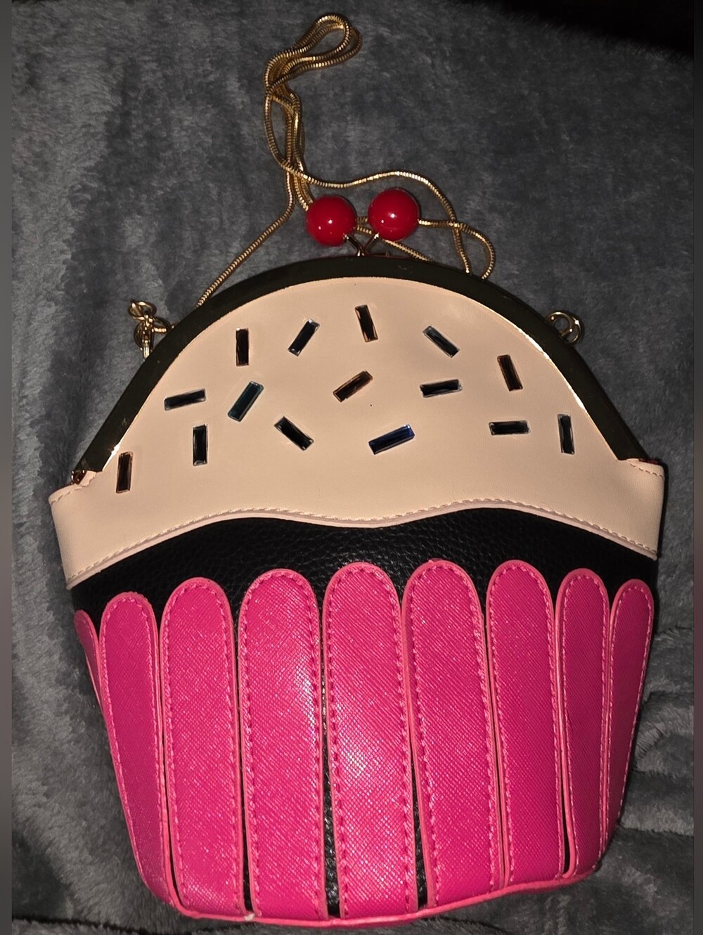 Take The Cupcake Crossbody Novelty Bag